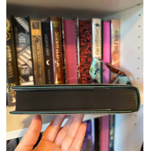 Goldsboro Signed The Maiden And Her Monster By Maddie Martinez - Picture 3 of 7